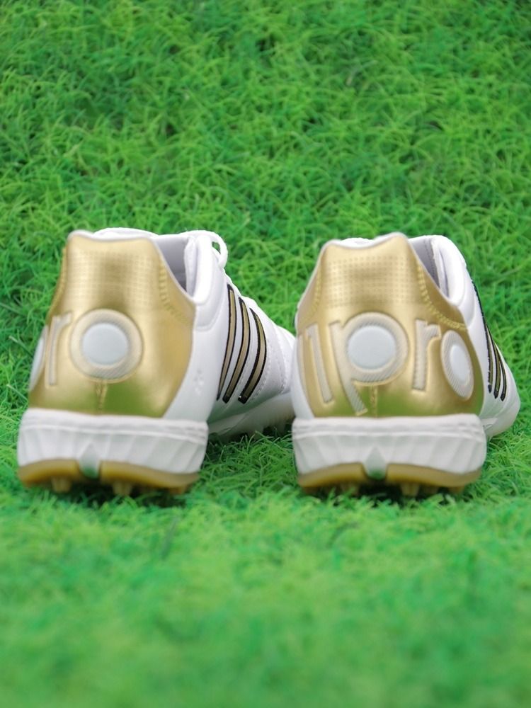 adidas 11Pro x Toni Kroos TF - Cloud White/Core Black/Gold Metallic