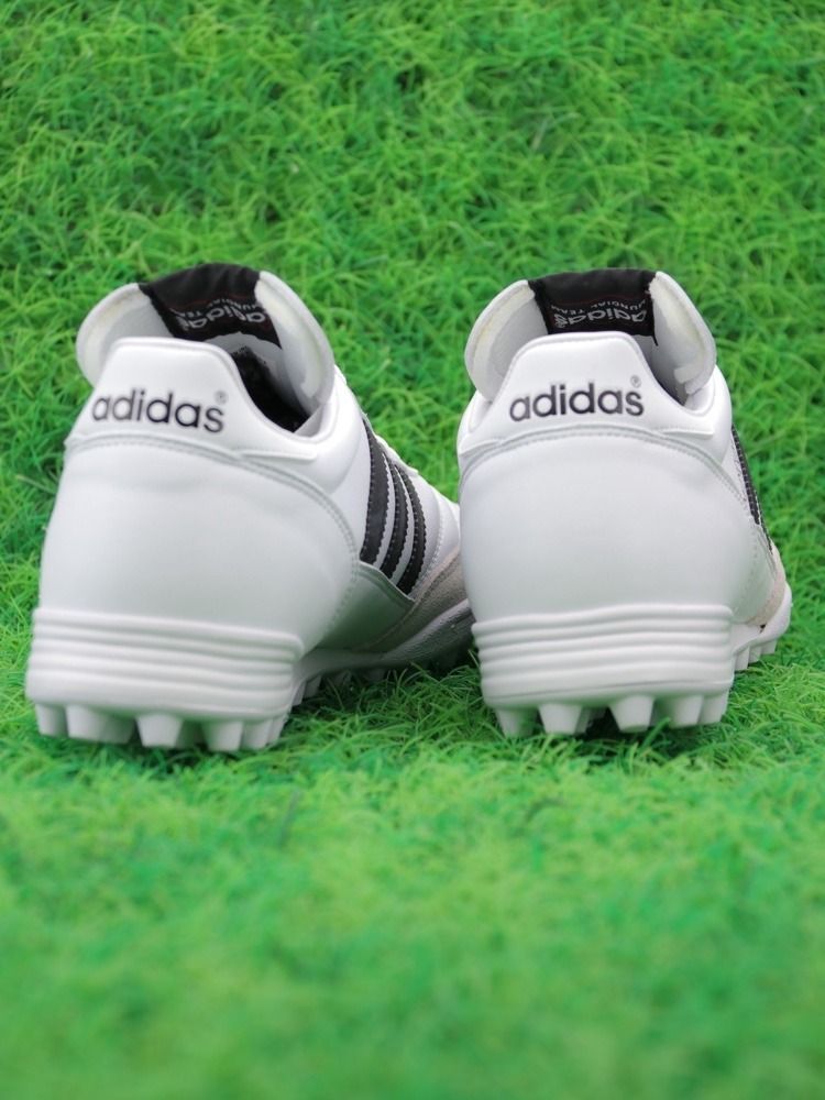 adidas Mundial Team Turf - Cloud White/Core Black/Gold Metallic