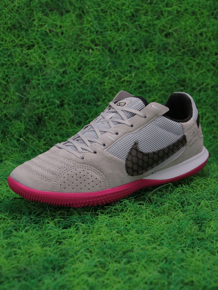 Nike Streetgato IC London Cages - Grey Fog/Velvet Brown/White